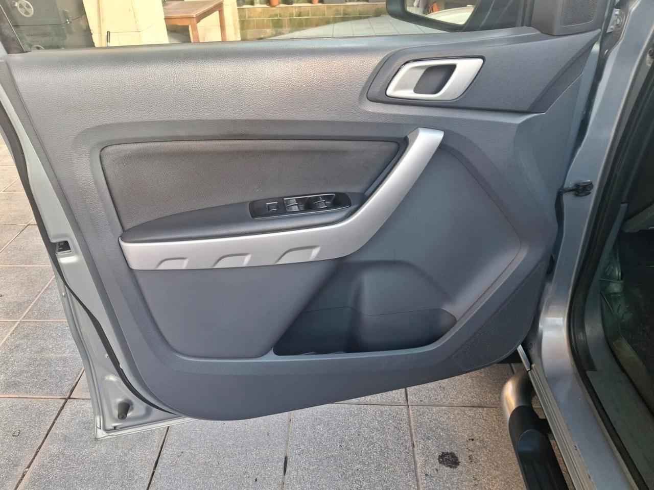 Ford Ranger 2.2 TDCi Doppia Cabina XLT 5pt.