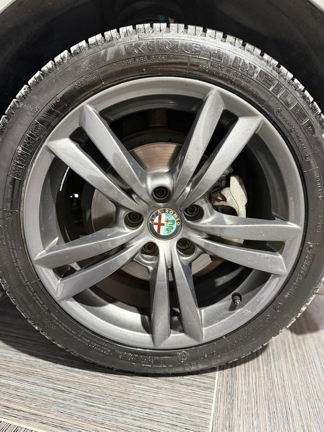 Alfa Romeo Giulietta 1.6 Mjt 105cv Distinctive 2015