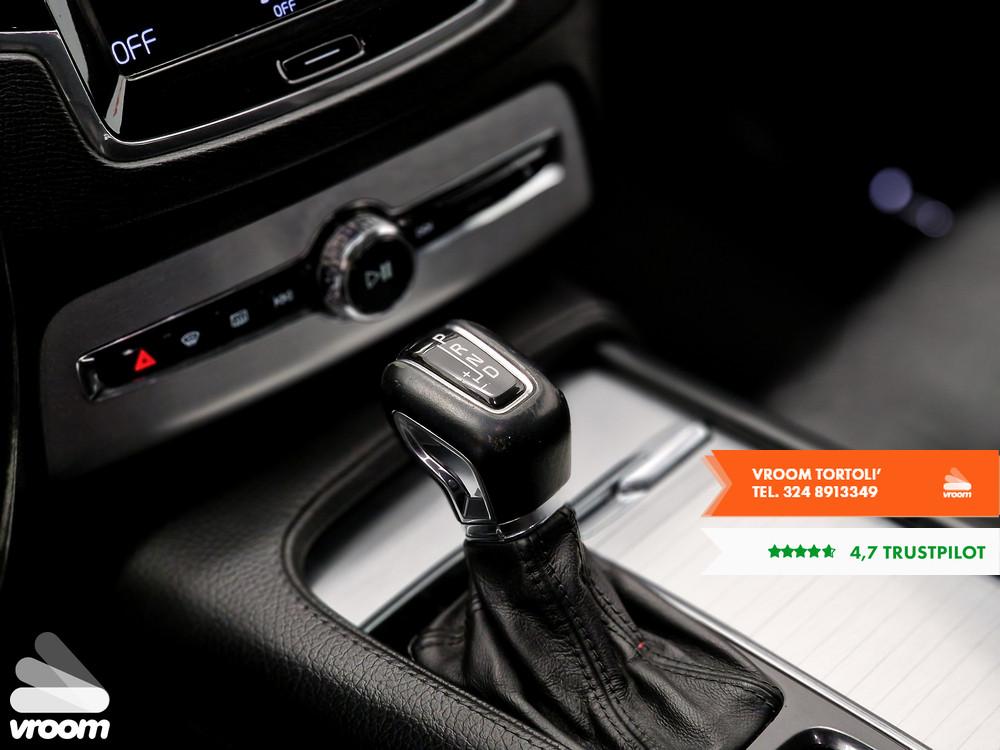 VOLVO XC90 (2014-->) XC90 D5 AWD Geartronic 7 p...