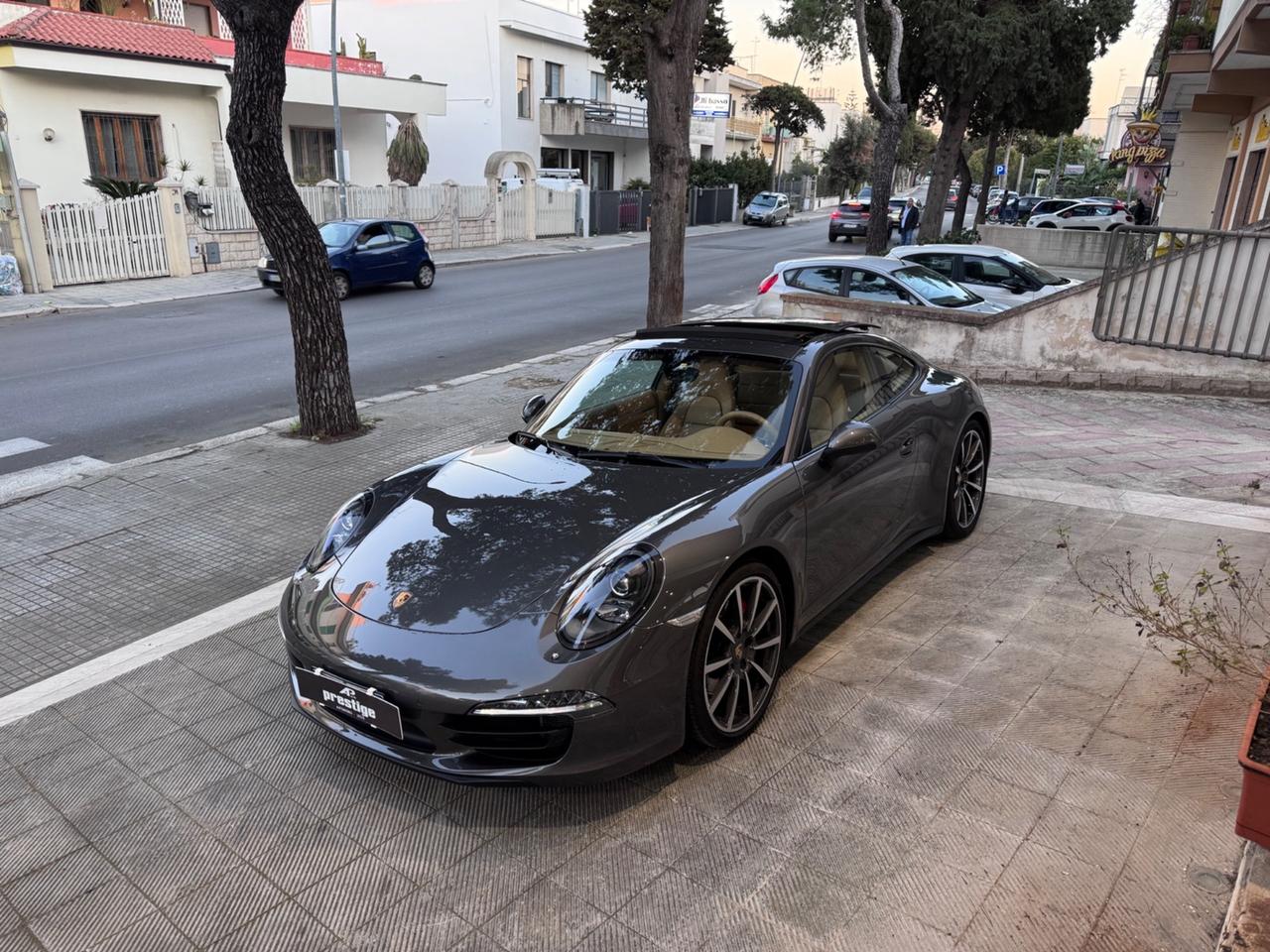 Porsche 911 3.8 Carrera 4S Coupé