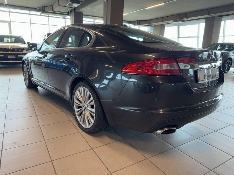 Jaguar XF XF 3.0 D V6 Luxury