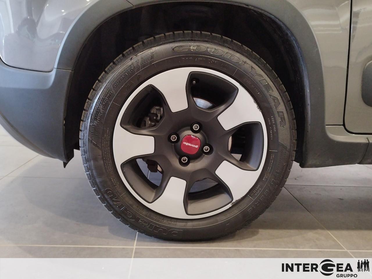 FIAT Panda 1.0 firefly hybrid Cross s&s 70
