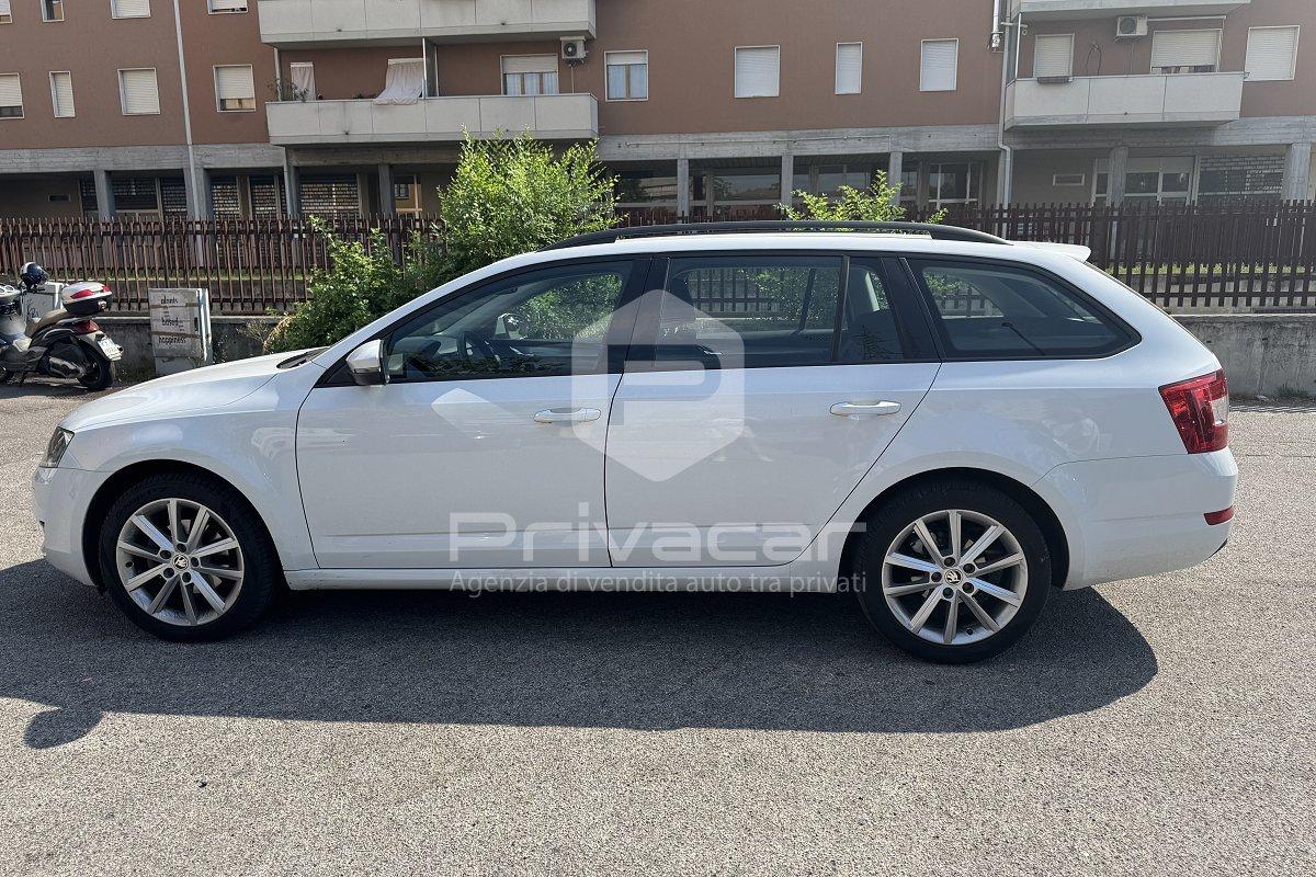SKODA Octavia 2.0 TDI CR DSG Wagon Executive Plus