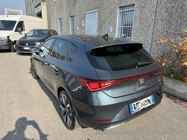 SEAT Leon 1.0 eTSI 110 CV DSG FR "LISTNO ? 33.886,73"