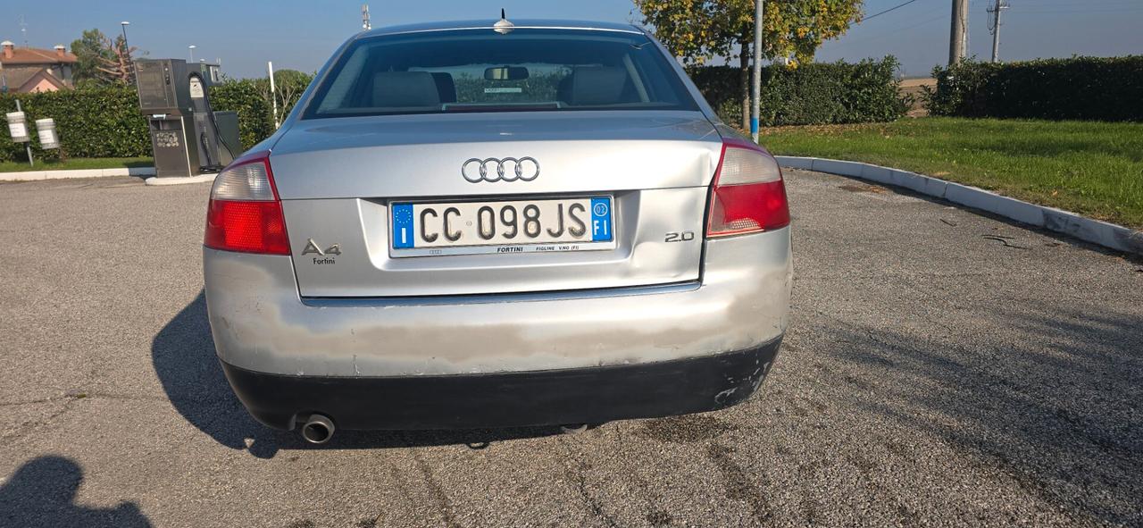 Audi A4 2.0 20V cat