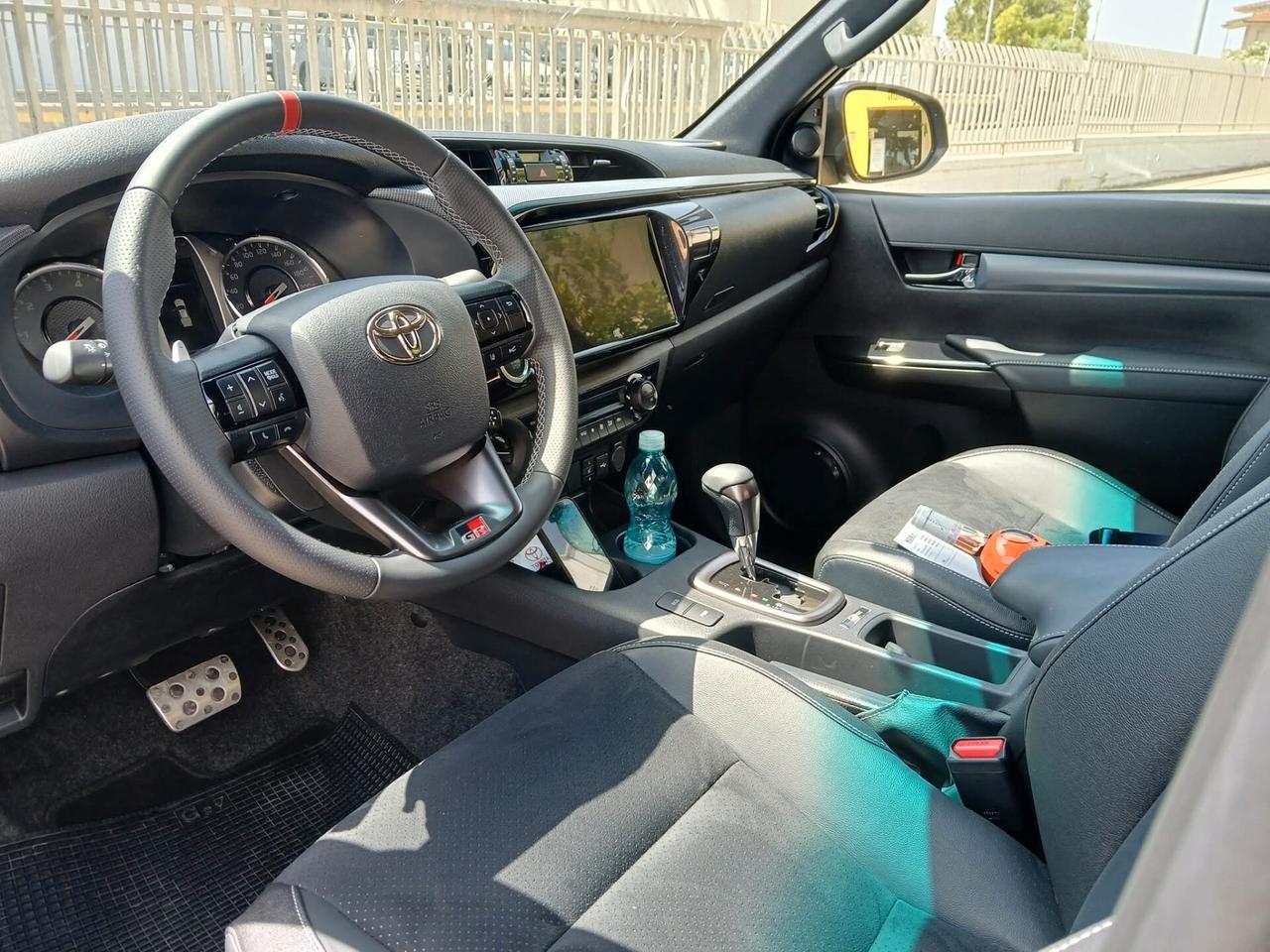 Toyota HiLux GR Sport II 2.800 D-4D 204cv A/T 4WD