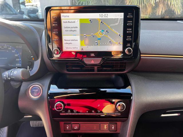 TOYOTA Yaris Cross 1.5 Hybrid 5p. E-CVT AWD-i Premiere