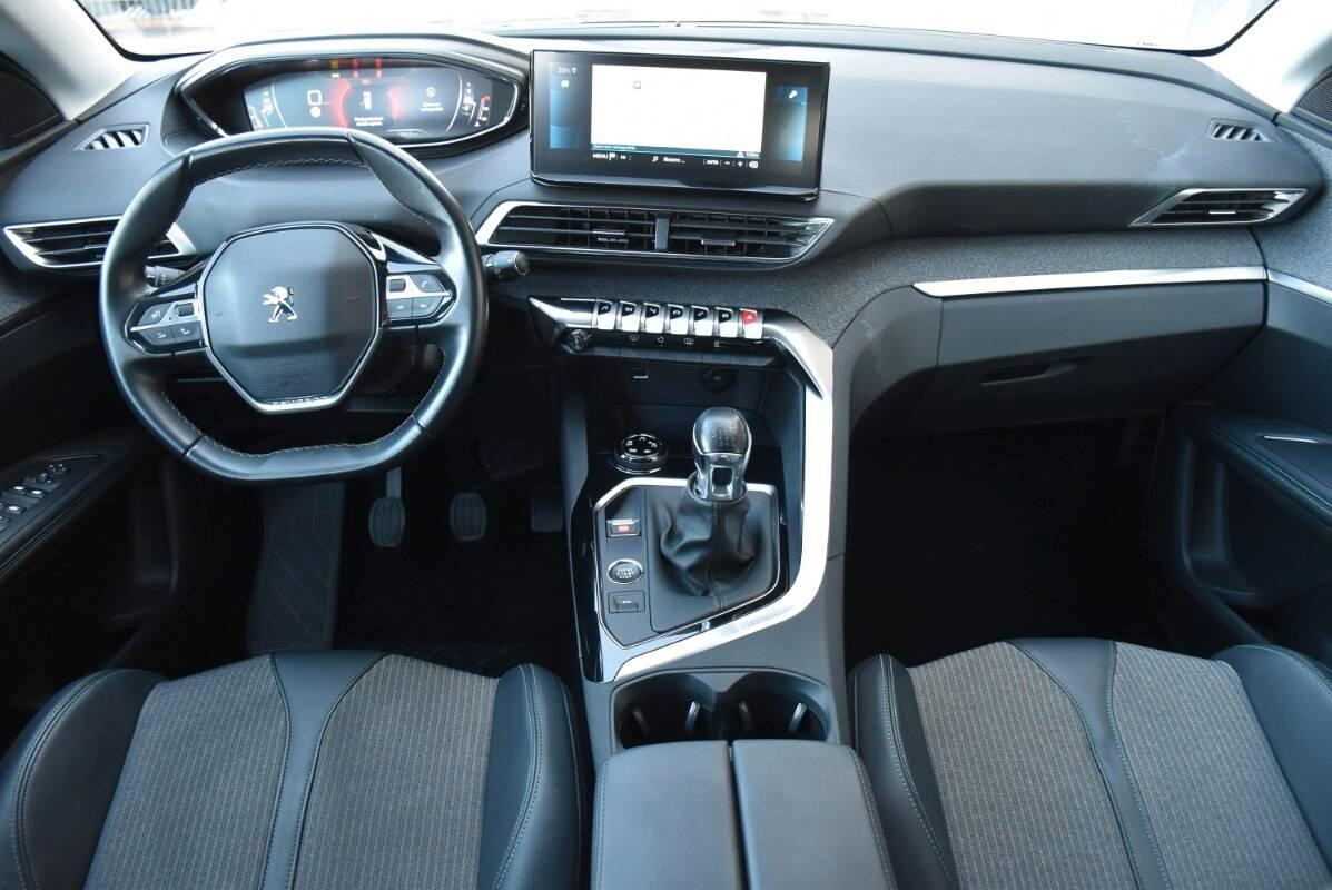 Peugeot 3008 II 1.5 bluehdi Allure Pack s&s 130cv
