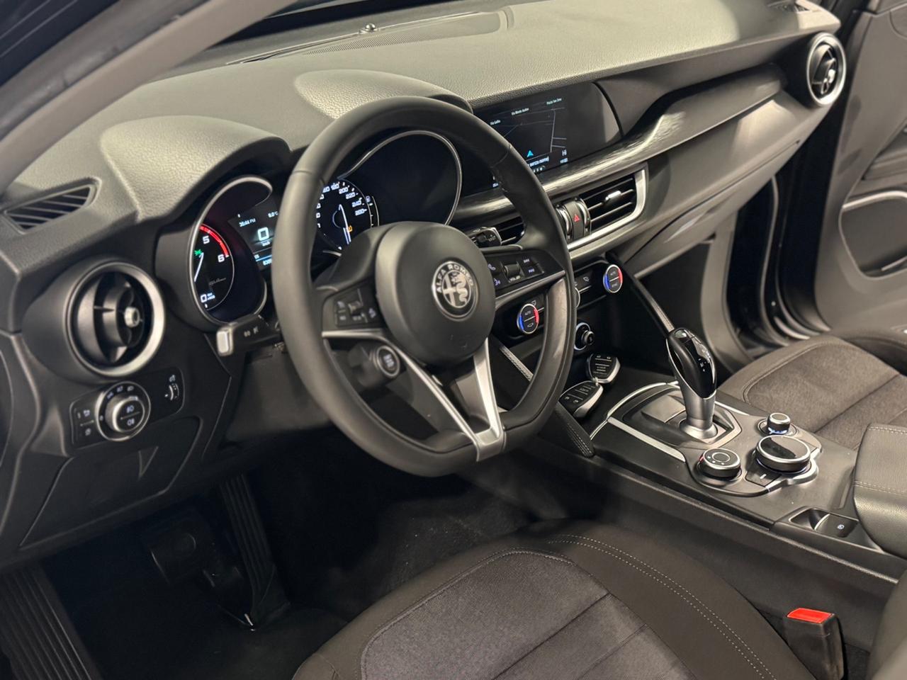 Alfa Romeo Stelvio 2.2 Super 150 CV 80.000 Km !