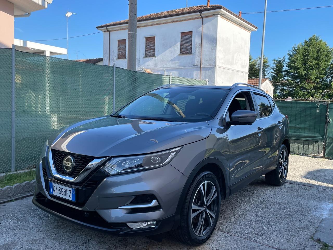 Nissan Qashqai 1.3 DIG-T 140 CV Tekna+