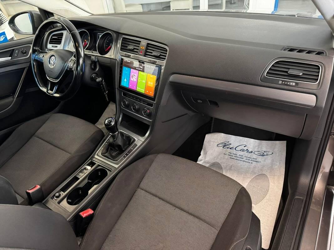Volkswagen Golf 1.6 tdi Highline 5p
