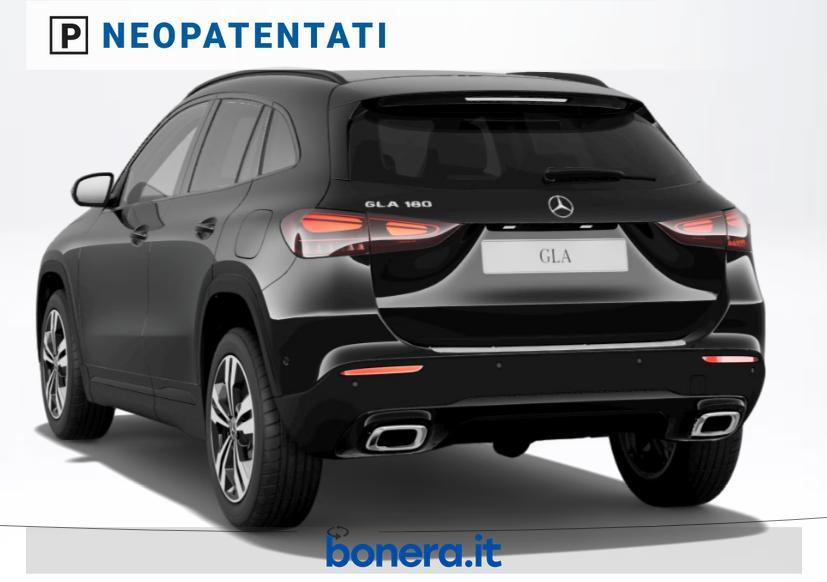 Mercedes GLA 180 180 Progressive Extra 7G-DCT