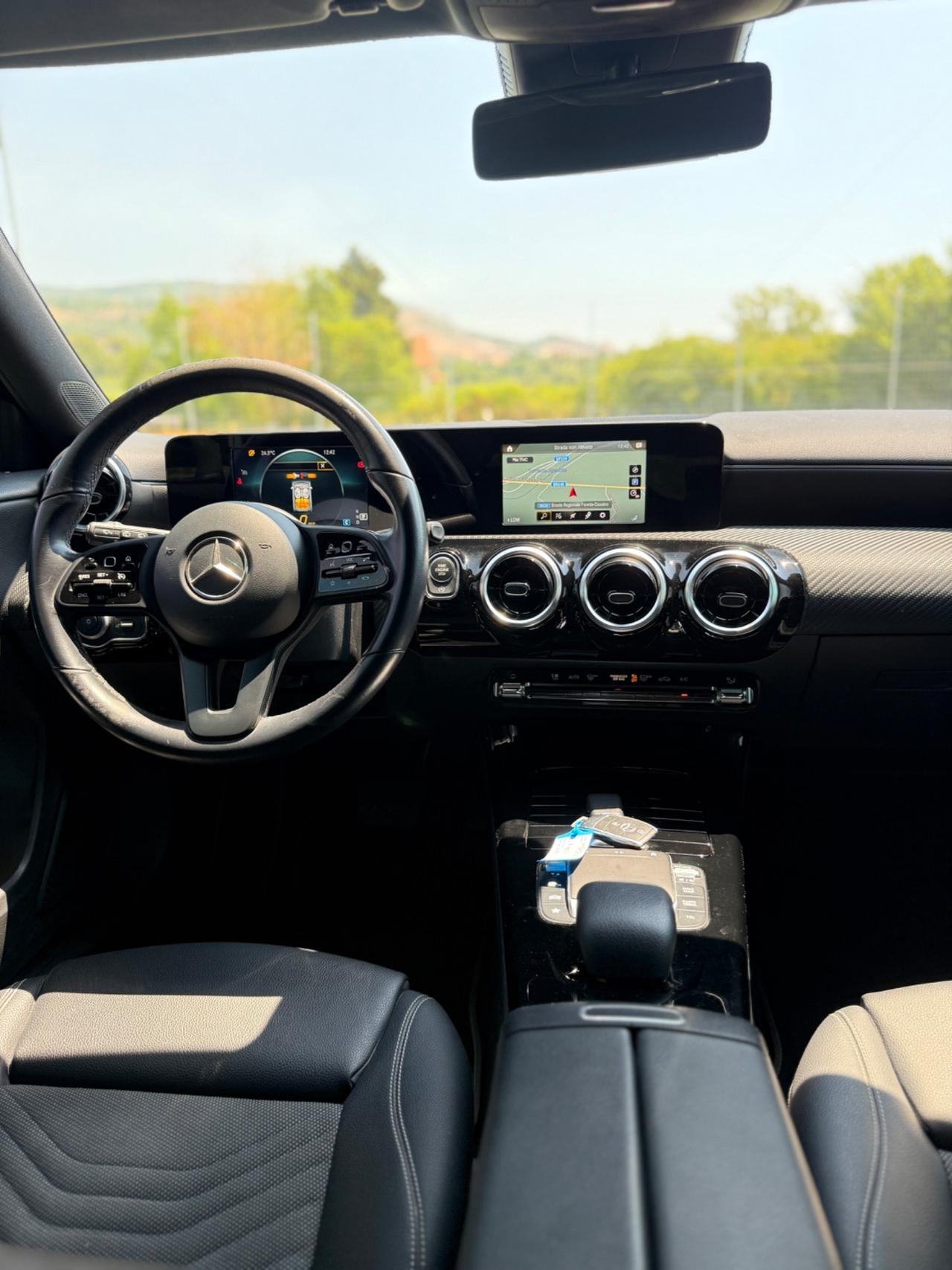 Mercedes-benz A 180 A 180 d Automatic Sport