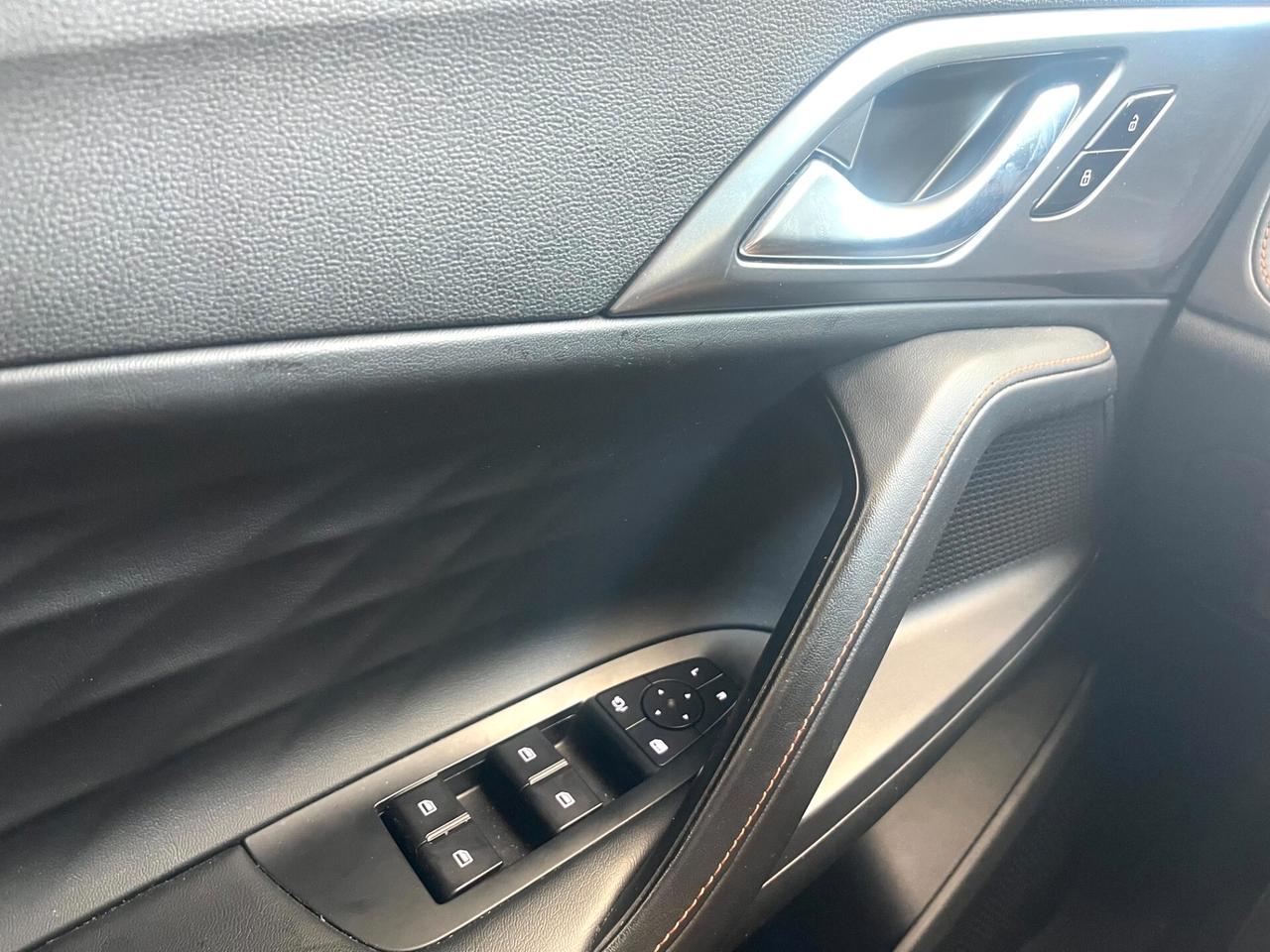 HS PHEV LUXURY IBRIDA ELETTERICA BENZINA