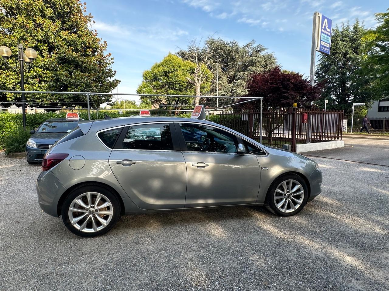 Opel Astra 1.7 CDTI 125CV 5 porte Cosmo