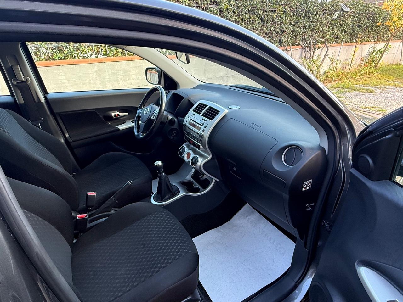 Toyota Urban Cruiser 1.4 D-4D AWD Luxury