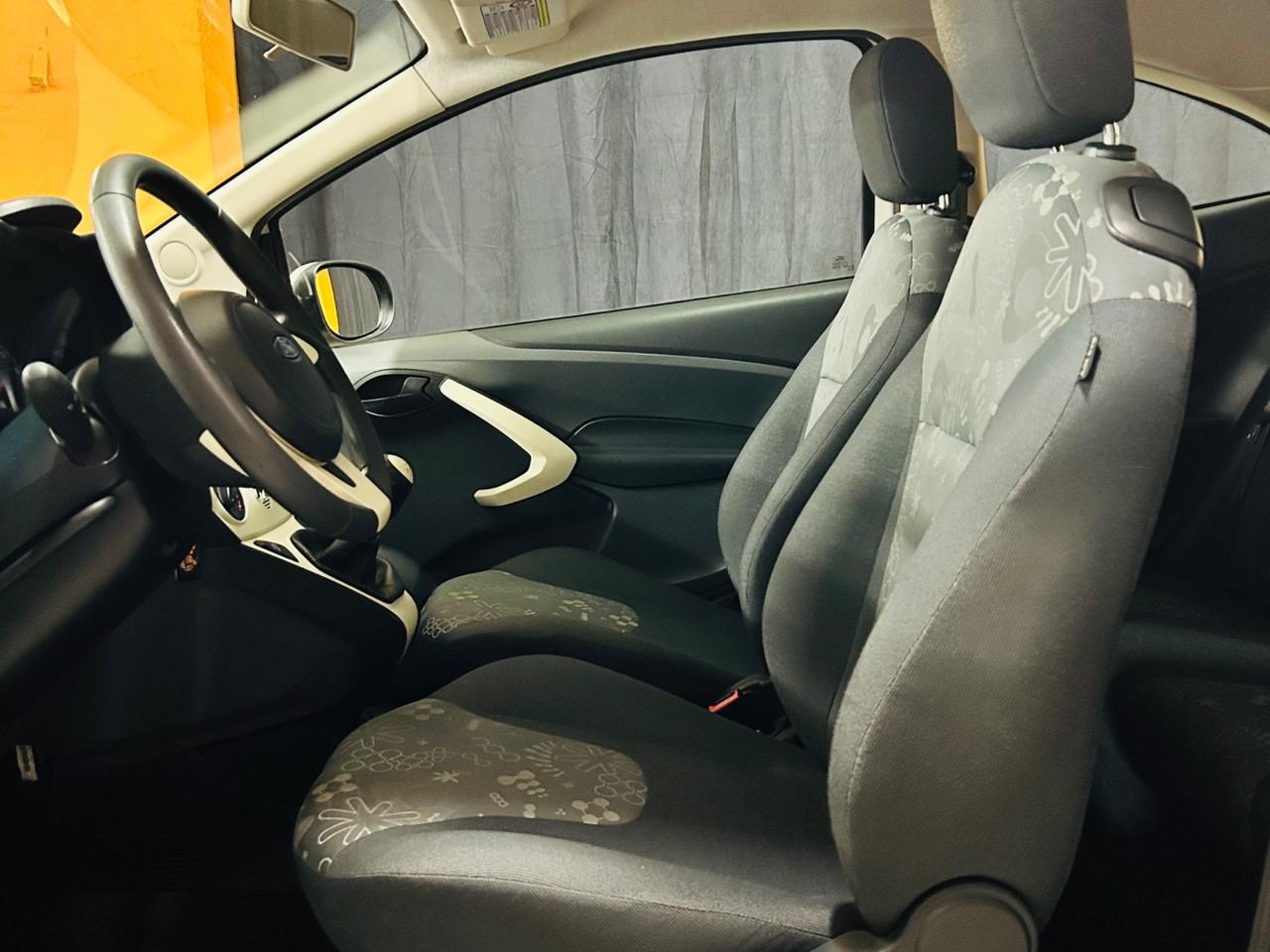 FORD KA 1.2 CON SOLI 32.011 KM IN CONDIZIONI DA VETRINA.