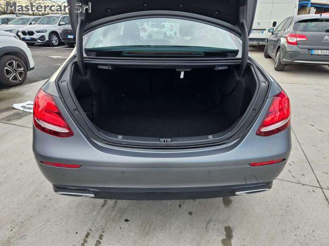MERCEDES-BENZ E 220 E 220 d Business Sport 4matic auto - GA136NL