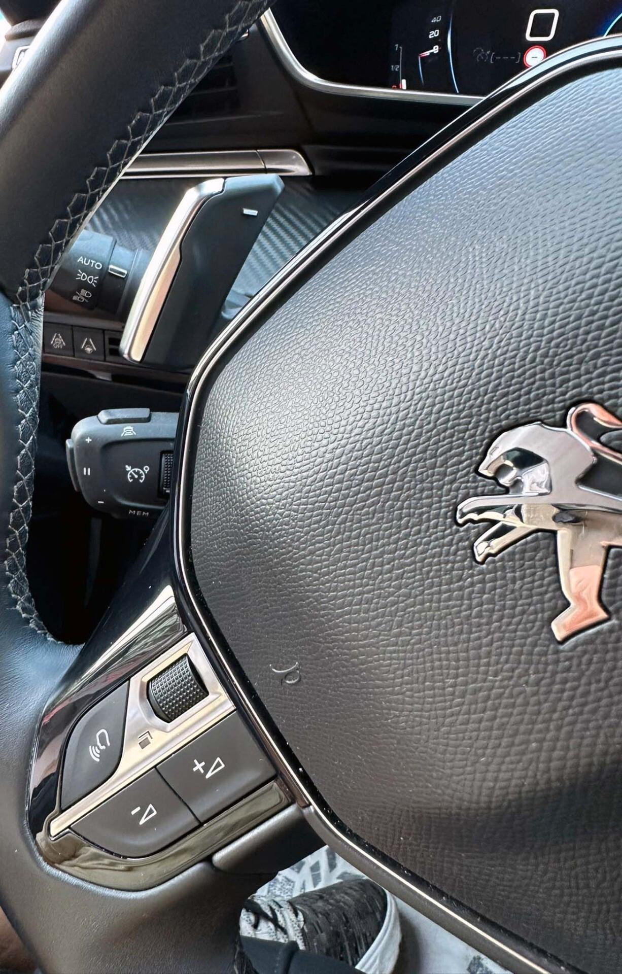 Peugeot 508 II SW 1.5 bluehdi Allure Pack s iNTERNI IN PELLE UNICO PROPRIETARIO IVA ESPOSTA