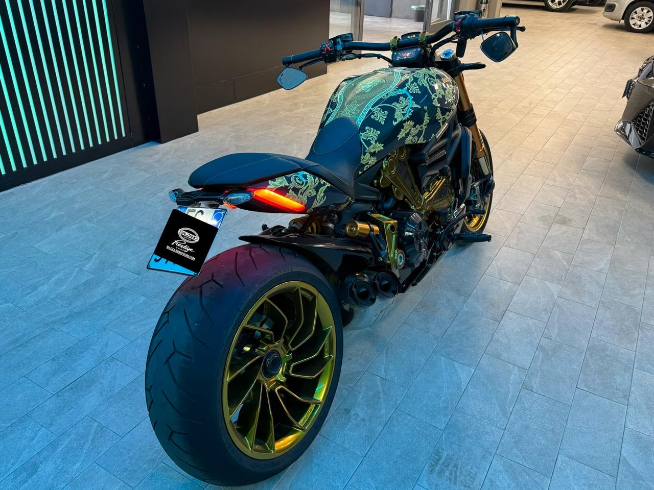 DUCATI DIAVEL XDIAVEL S VERSACE SERIE LIMITATA 2017