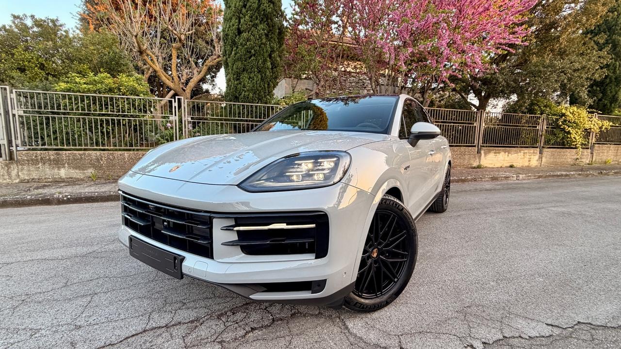 Porsche Cayenne 3.0 V6 E-Hybrid Coupè IVA ESPOSTA ITALIANA