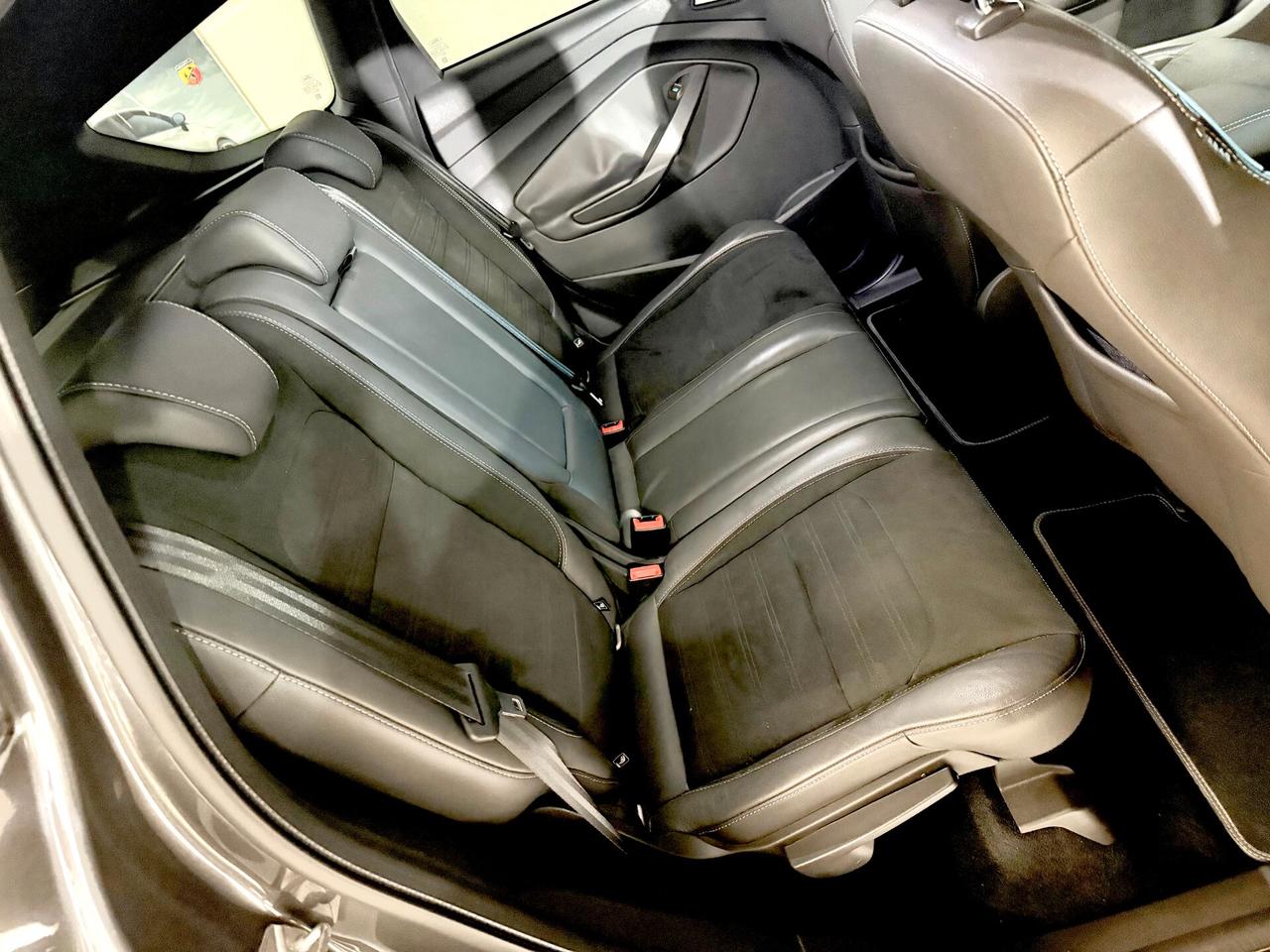 Ford Kuga 1.5 TDCI 120 CV ST-Line