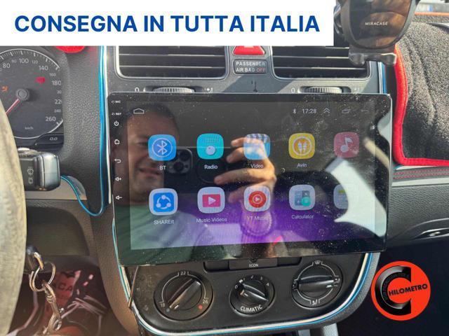 VOLKSWAGEN Golf 1.6 COMFORTLINE-CERCHI 17-RETROCAMERA-NAVI-