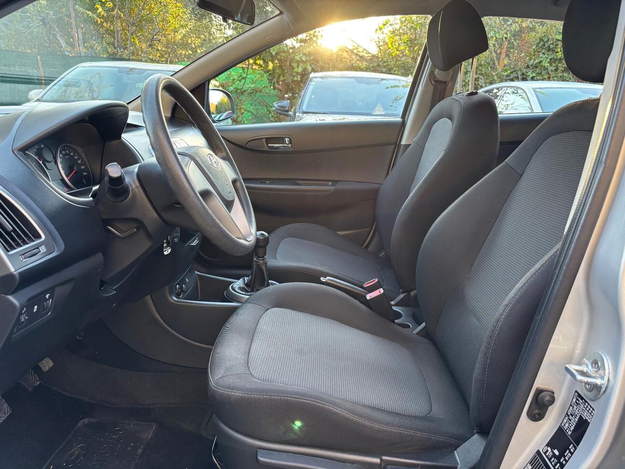 Hyundai i20 1.2 5p. km 52000 - OK Neopatentati