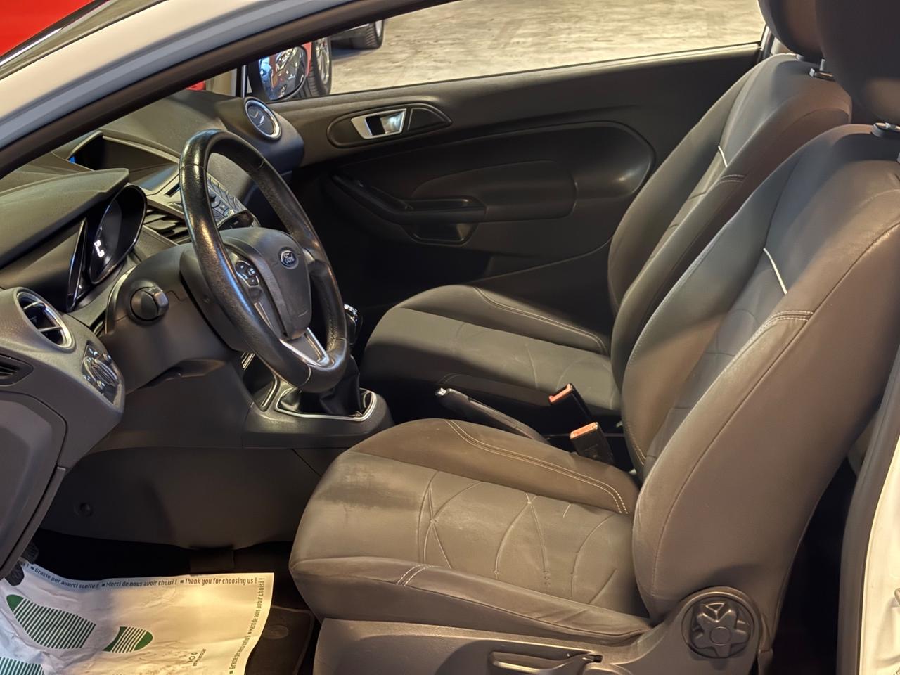 Ford Fiesta 1.2 60CV 5 porte Titanium