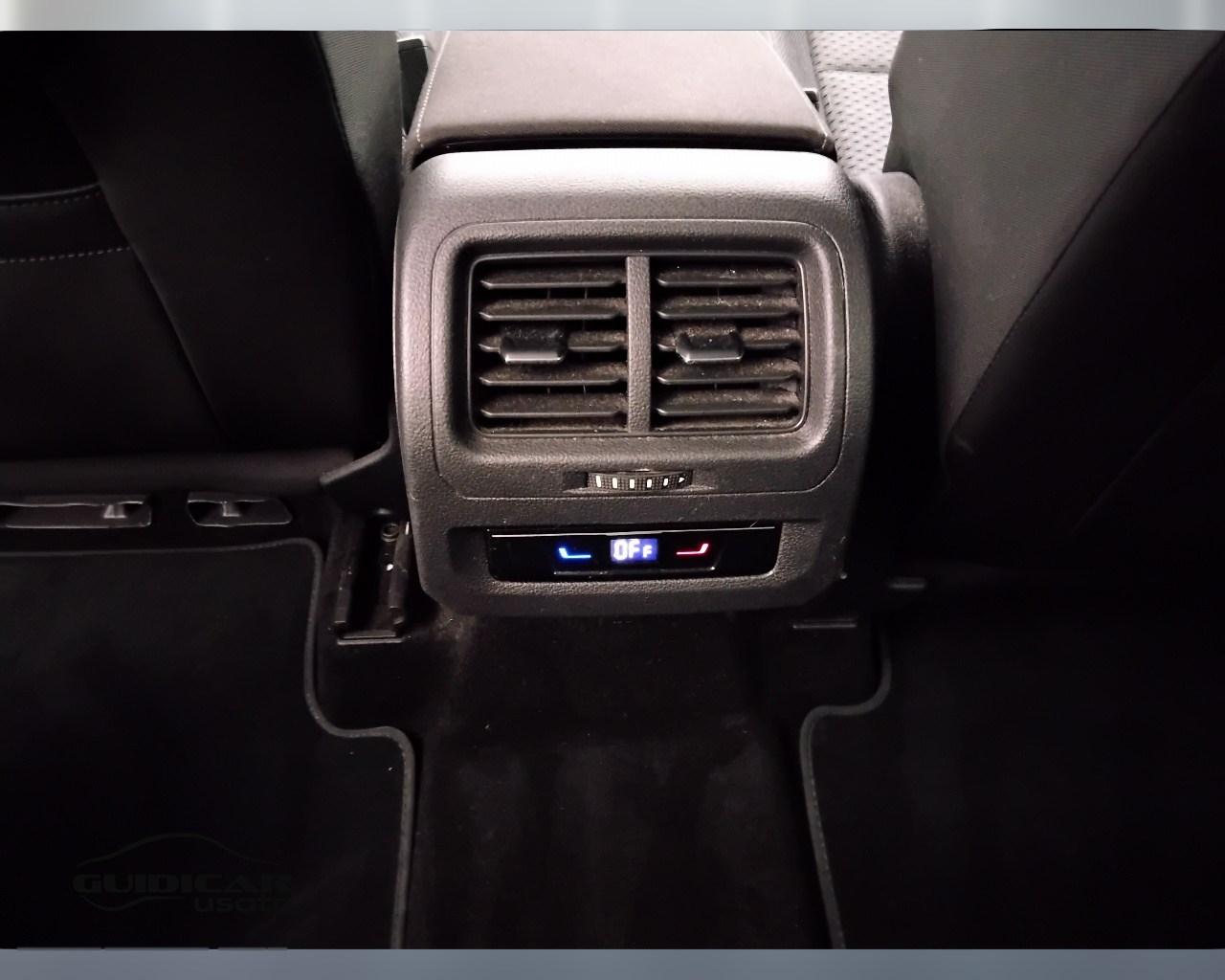 VOLKSWAGEN Touran III 2015 - Touran 1.5 tsi Edition Plus 150cv dsg