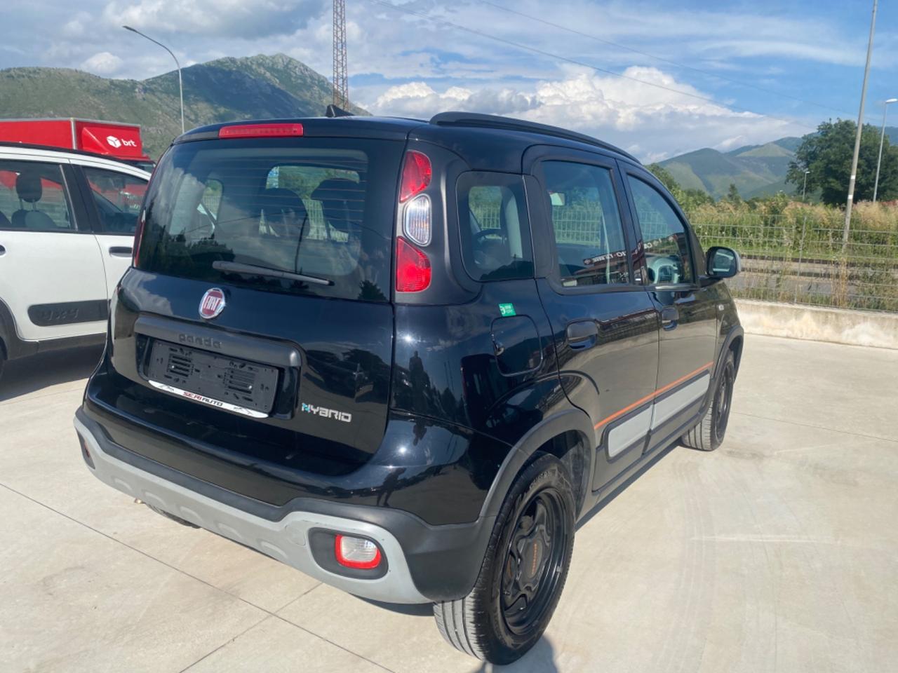 Fiat Panda 1.0 FireFly S&S Hybrid Garmin Edition