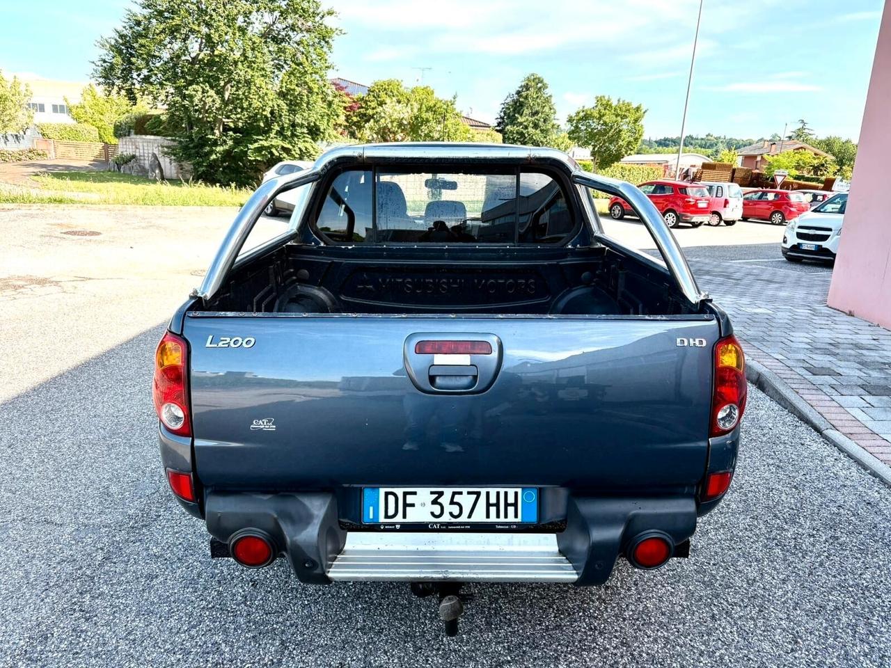 Mitsubishi L200 2.5 DI-D/136CV Double Cab