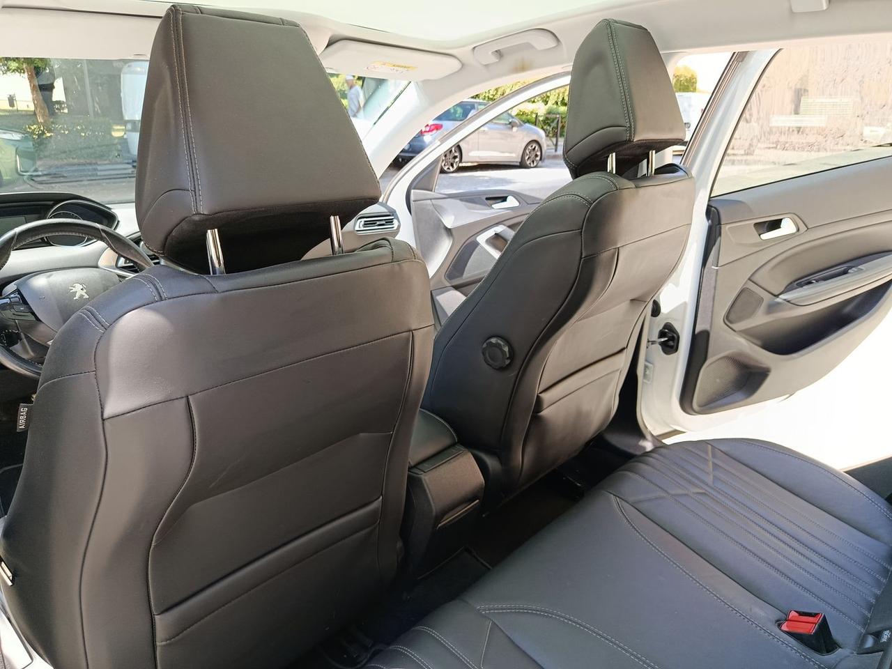 Peugeot 308 2.0 HDI 150 Allure #6171