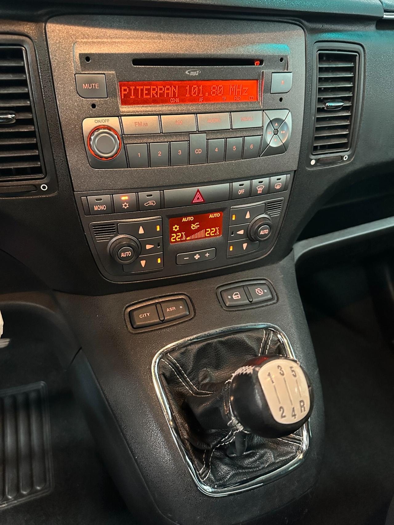 Lancia MUSA 1.3 Mjt 95 CV Diva 2012