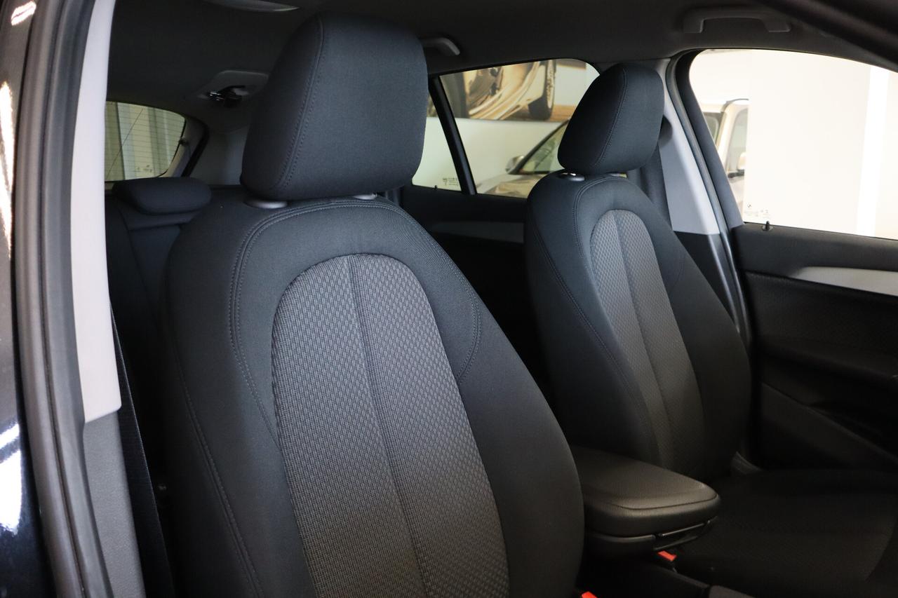 BMW X1 18d xDRIVE ADVANTAGE STEPTRONIC