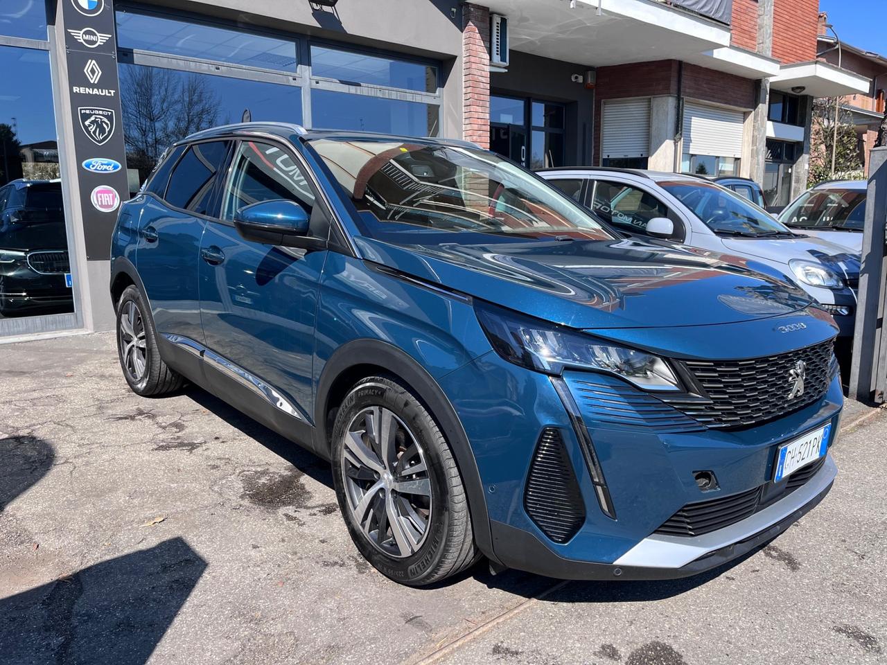 Peugeot 3008 Hybrid 225 e-EAT8 Allure
