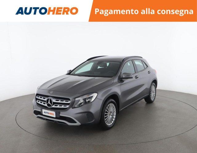 MERCEDES-BENZ GLA 180 d Automatic Business