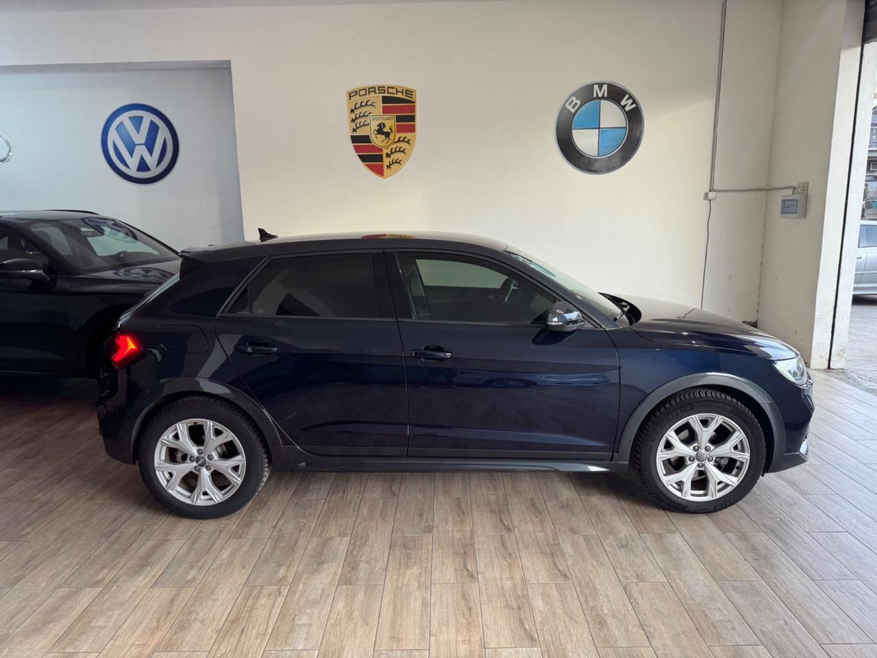 Audi A1 citycarver 30 TFSI S tronic Identity Contrast