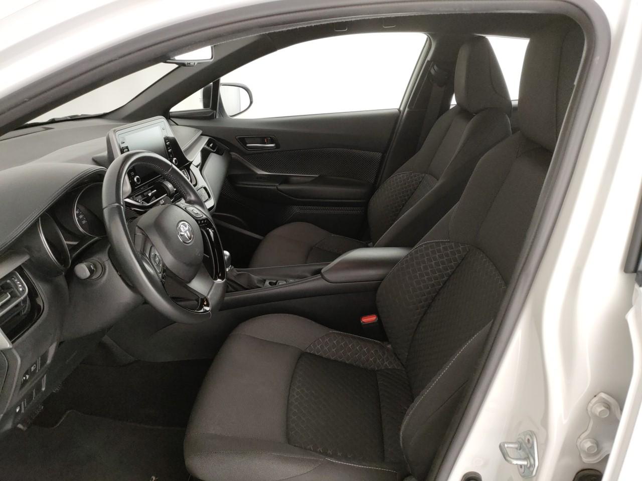 TOYOTA C-HR 1.8h Active e-cvt