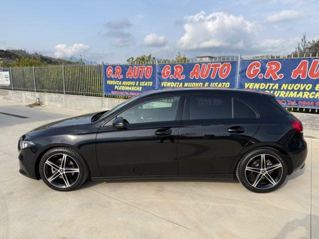 MERCEDES-BENZ A 180 d SPORT NIGHT EDITION UFF MERCEDES