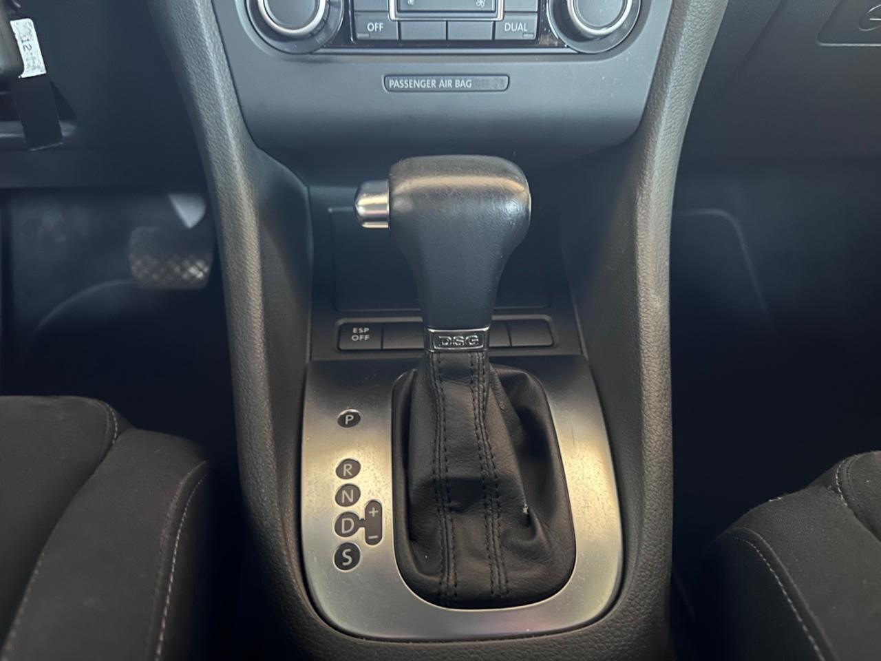 Volkswagen Golf 1.6 TDI DSG 5p. Highline