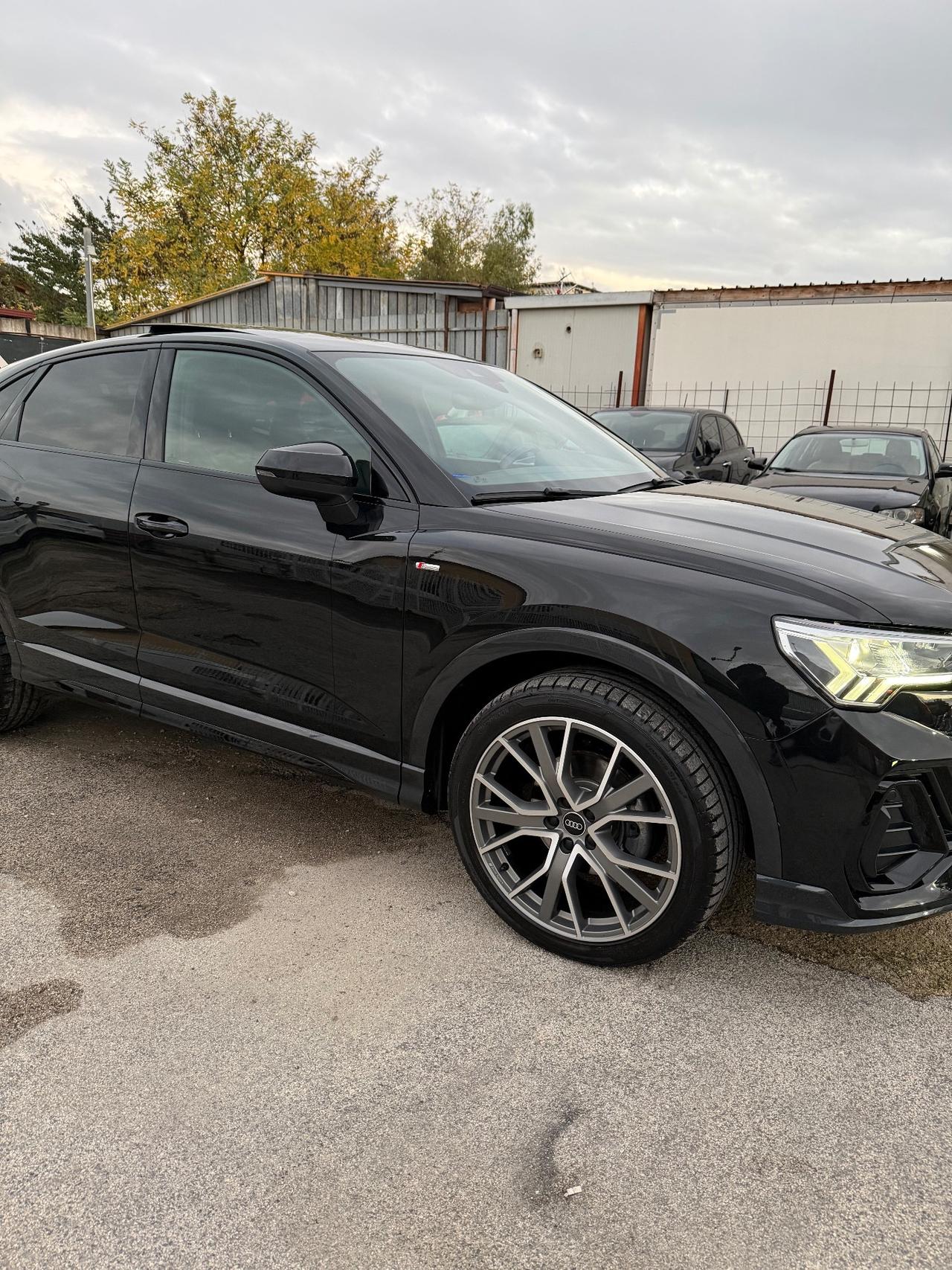 Audi Q3 35 TDI quattro S tronic line edition
