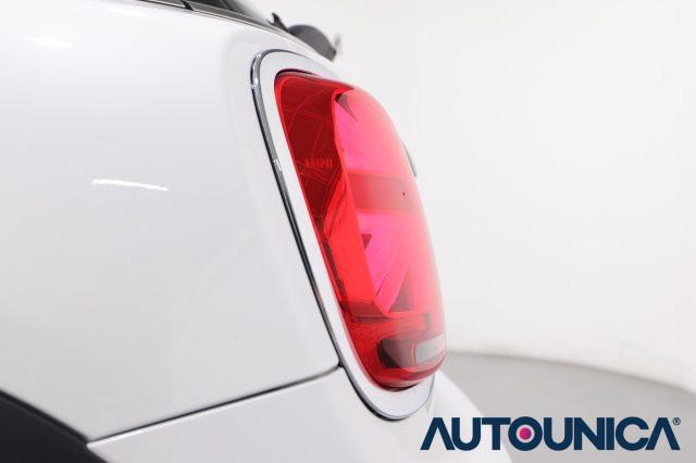 MINI Cooper 1.5 COOPER CAMDEN 5PORTE AUTOMATICA TETTO PANORAMA