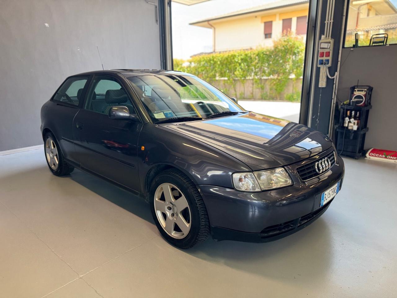 Audi A3 1.9 TDI cat 3p. Attraction