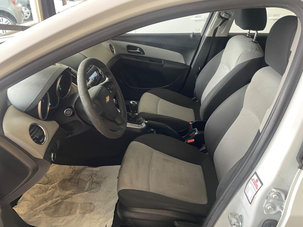 Chevrolet Cruze 1.6 5 porte LS - Nessun vincolo -