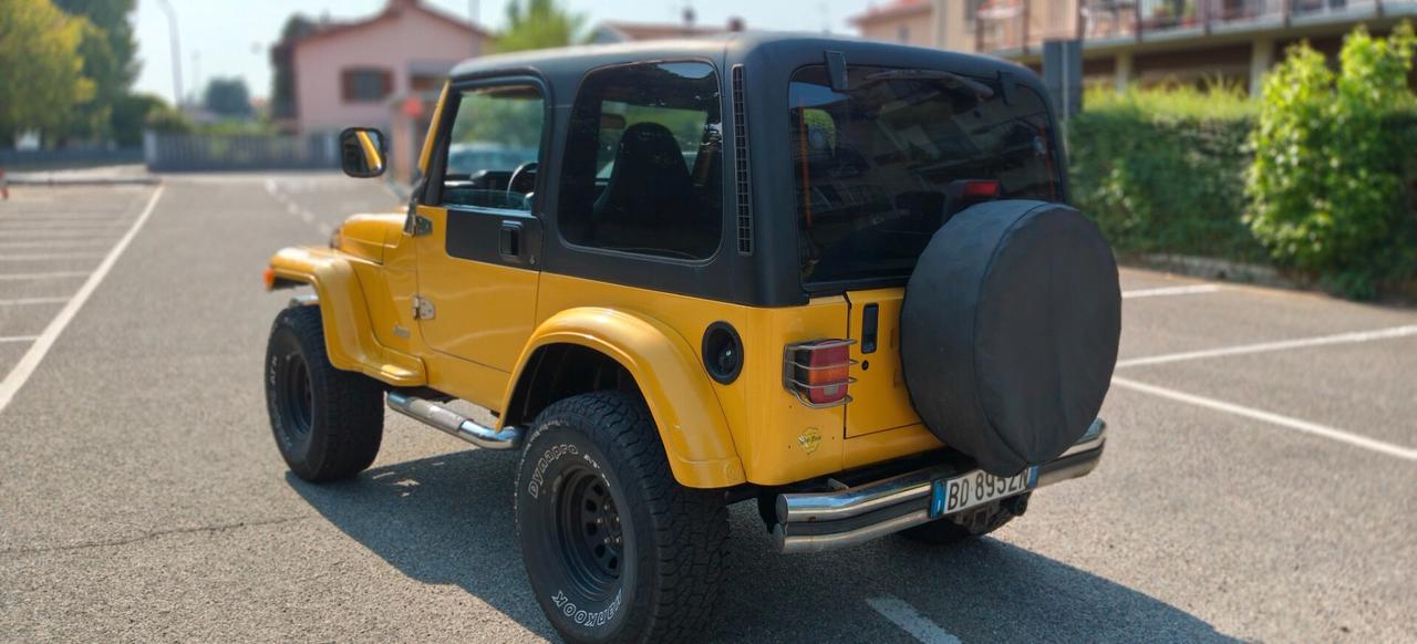 Jeep Wrangler 4.0 GPL Aut 4 posti