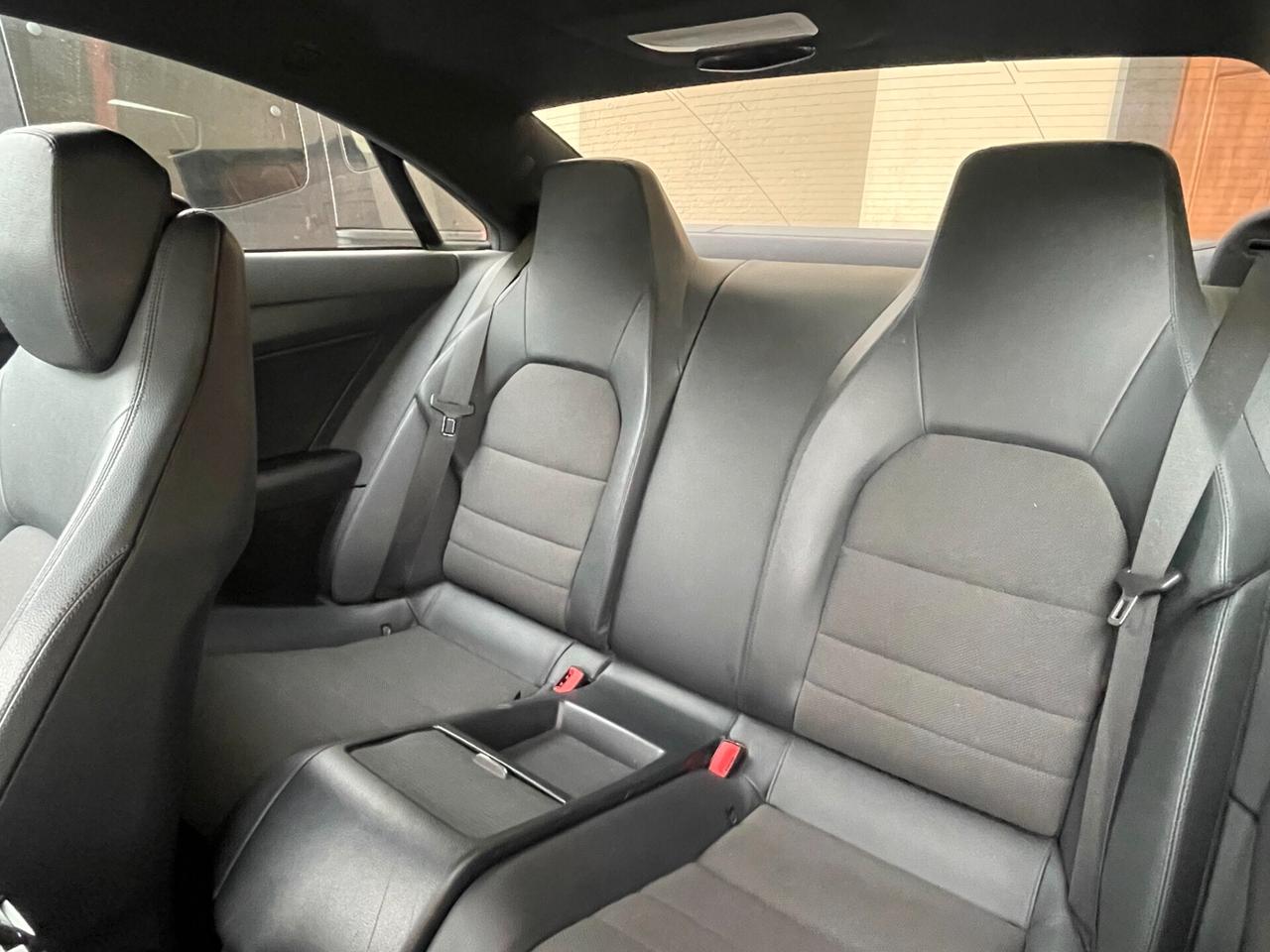 Mercedes-benz E 250 E 250 CDI Coupé BlueEFFICIENCY Avantgarde