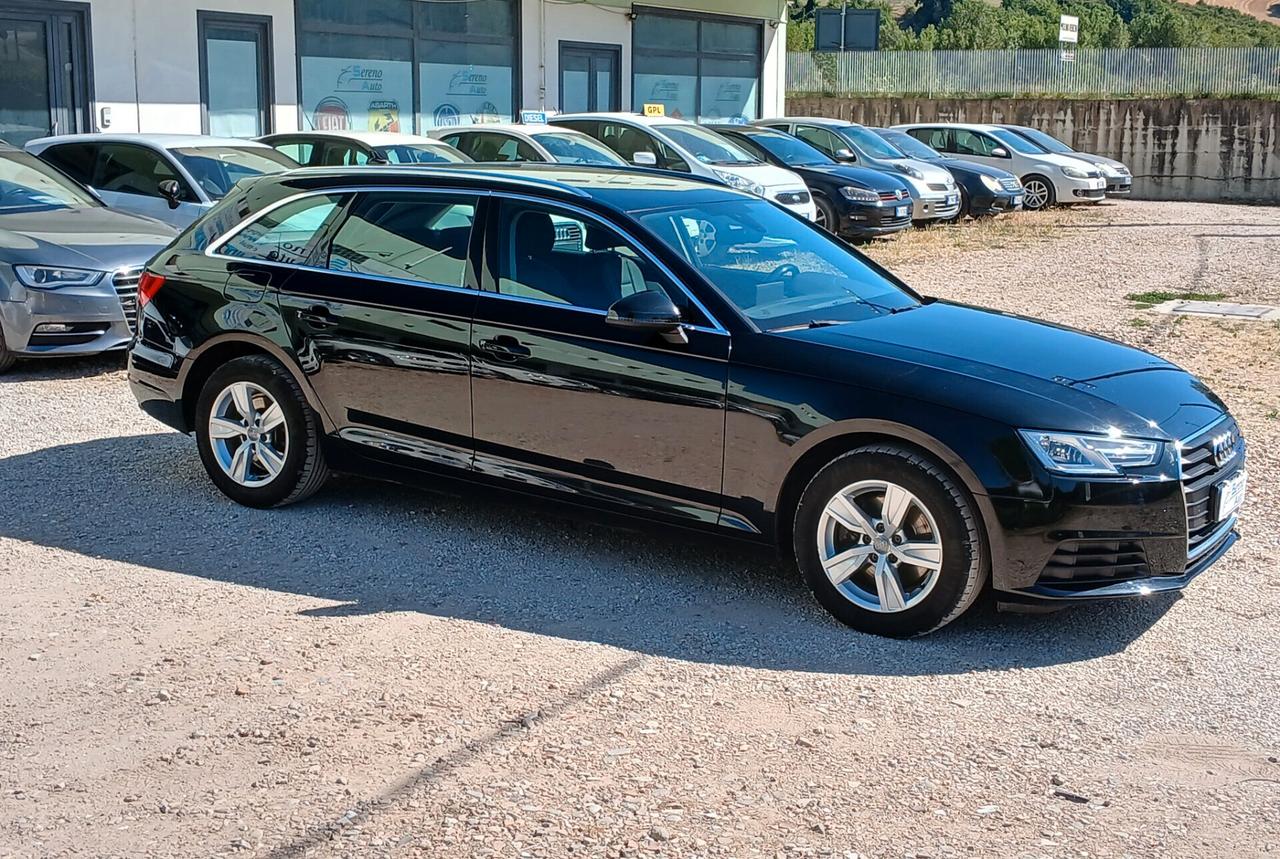 Audi A4 2.0 TDI 122 CV S tronic Sport