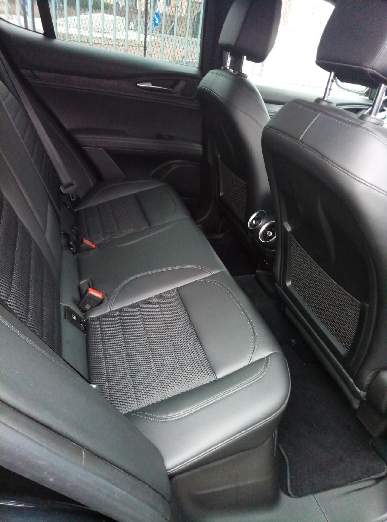 Alfa Romeo Stelvio 2.2 Turbodiesel 210 CV AT8 Q4 Sprint