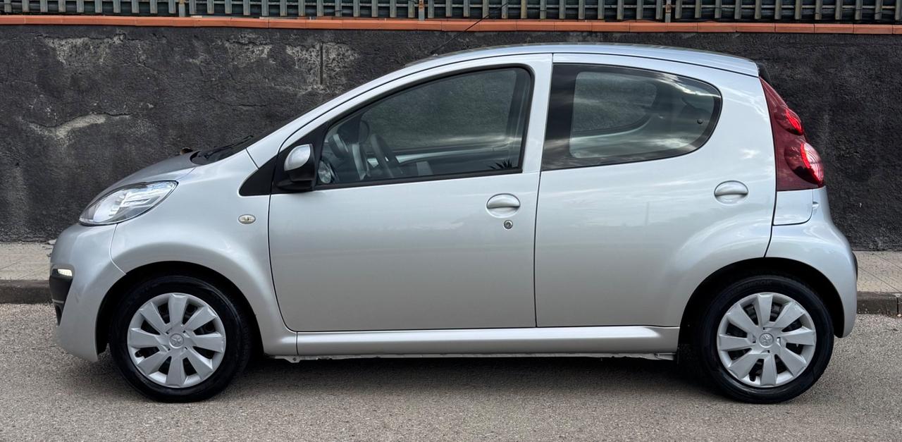 Peugeot 107 1.0 CLIMATIZZATORE